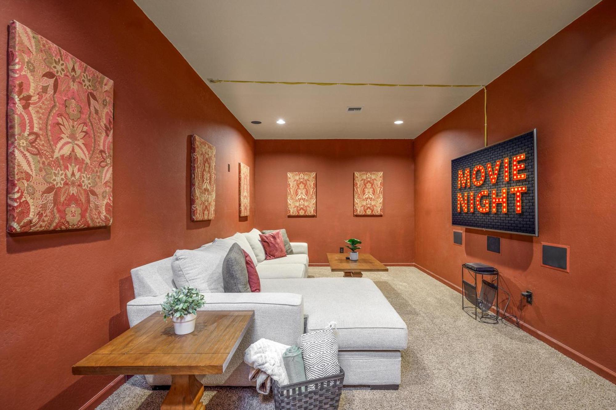 Villa Bocce Court, Heated Pool, Spa, Putting Green,