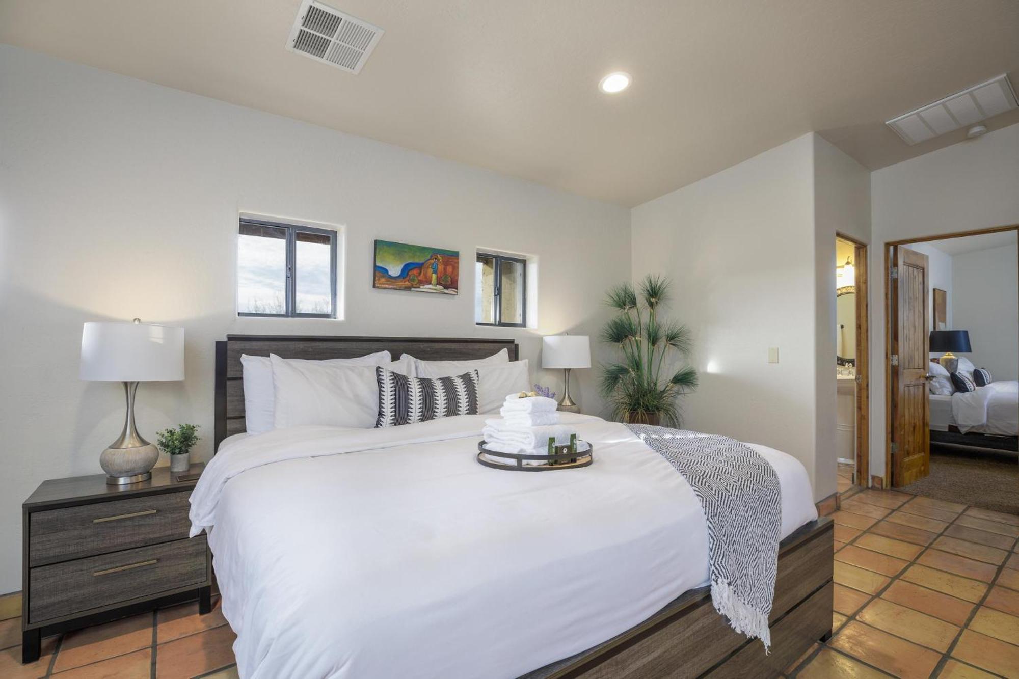 Bocce Court, Heated Pool, Spa, Putting Green, Villa
